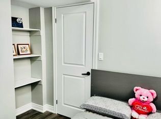 1121 Cameo St #BASEMENT, Pickering, ON L1X 0L7