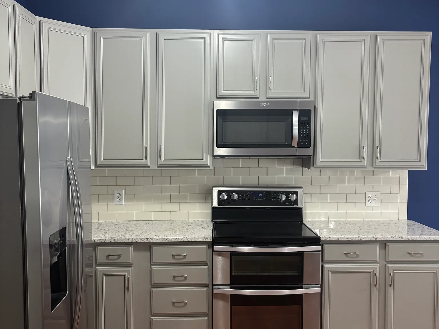 5 bed, 2.5 bath, 2900 sqft, $2,800 — Photo 3