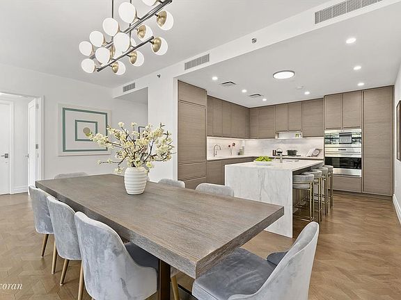 4th image of 207 W 79th St #4B