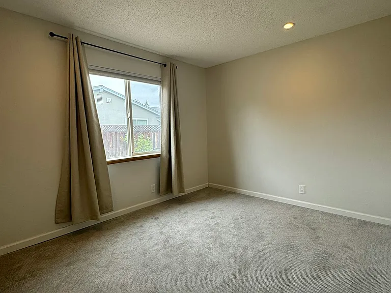 4226 Dorman Rd — Photo 25
