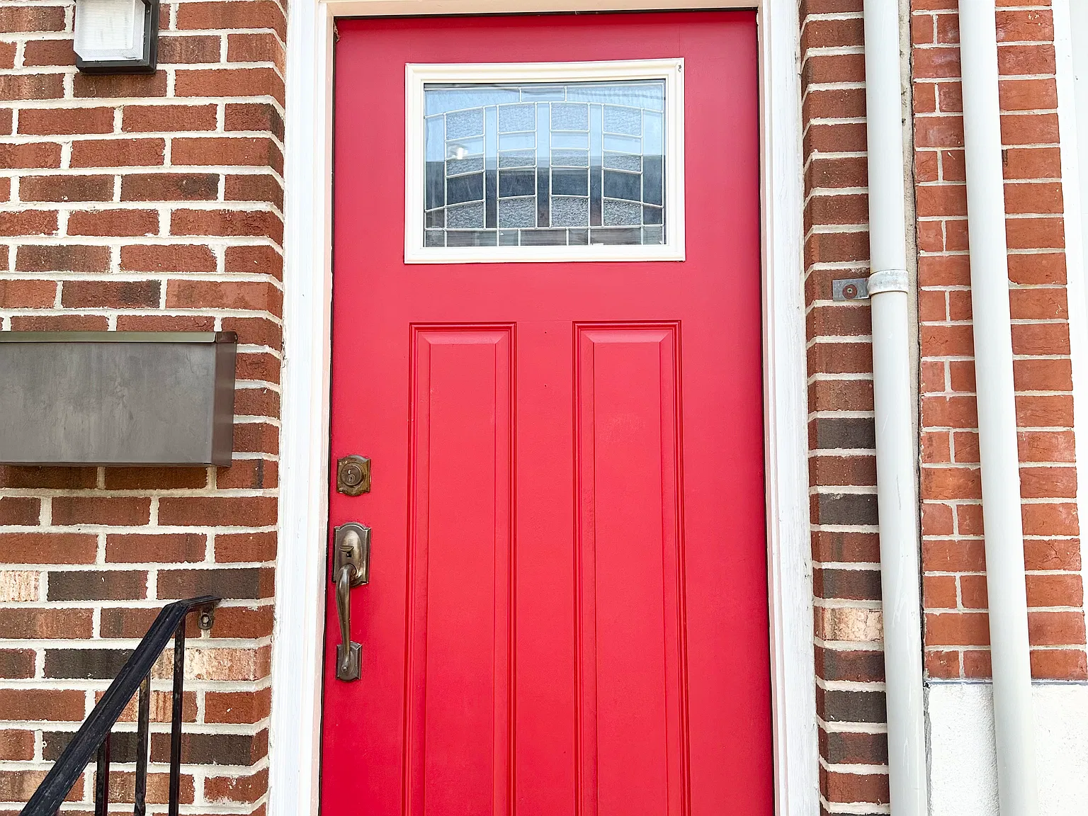 2 bed, 1.5 bath, 1100 sqft, $2,450 — Photo 1