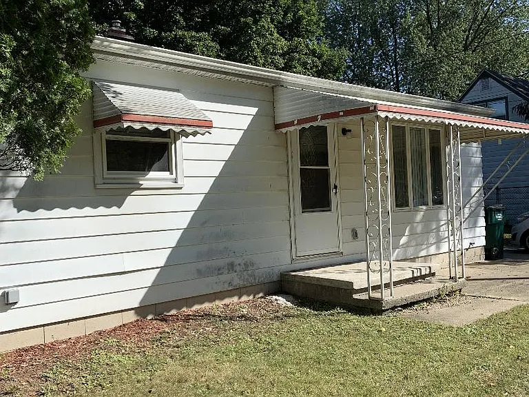 6929 Vernson Dr — Photo 12