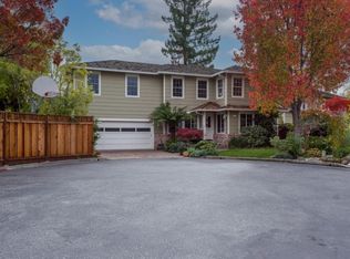 2 Colonial Pl, Redwood City, CA 94061