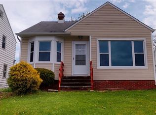 11614 Chester Rd, Garfield Heights, OH 44125