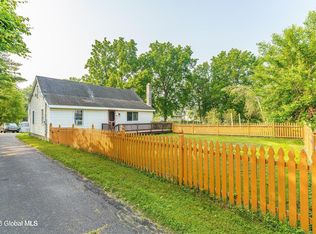 100 Welsh Ln, Guilderland, NY 12084