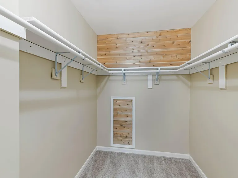 Cedar Lined Walk in Closet