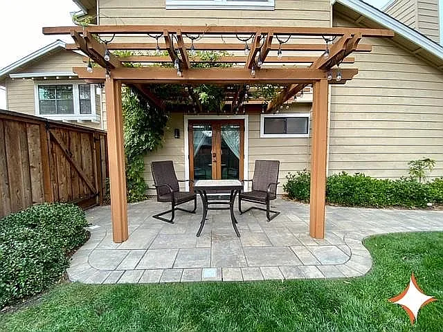 4 bed, 2774 sqft, $6,500 — Photo 2