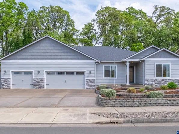 5859 NE Coquille Ln, Albany, OR 97321