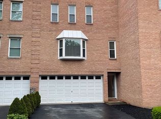 102 Fall Run Rd, Pittsburgh, PA 15221