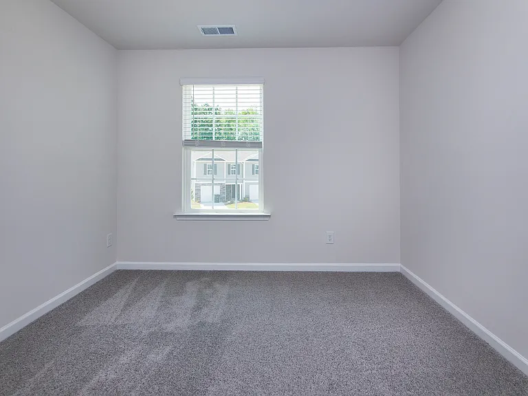 5149 Hyrule Dr — Photo 18