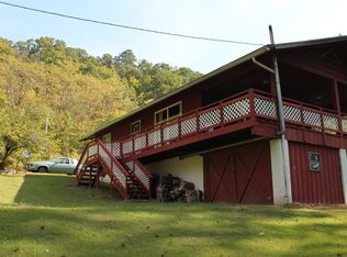 2647 Fish Hatchery Rd., Elizabeth, WV 26143