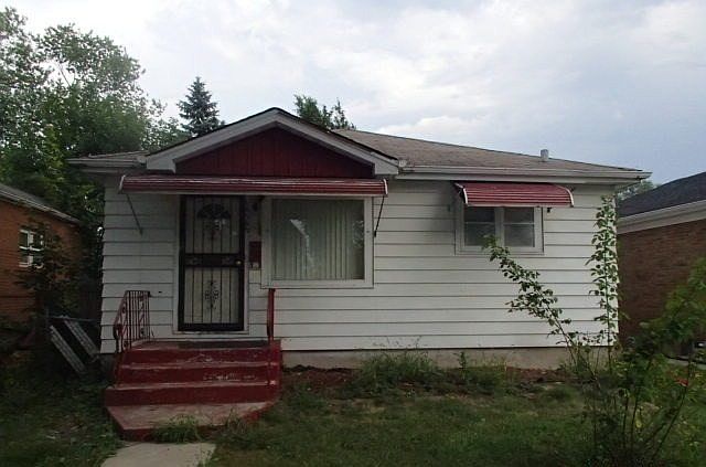 1st image of 14545 Harvey Ave