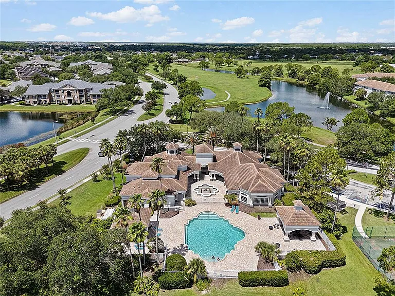13929 Fairway Island Dr #818 — Photo 32