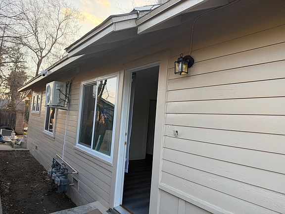 5th image of 2329 Oregon Dr
