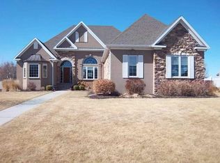 1002 S Bare Ave, North Platte, NE 69101