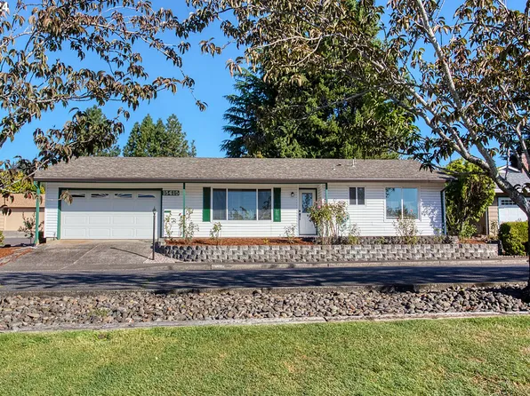 15615 SW Queen Victoria Pl, King City, OR 97224