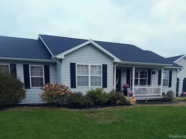 3379 Lum Rd, Lapeer, MI 48446
