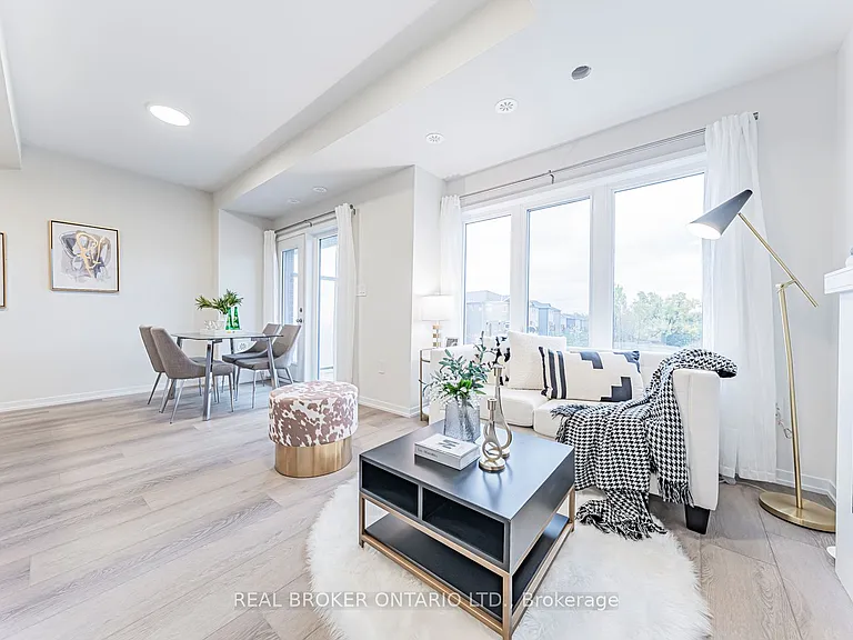 152 Matawin Ln — Photo 3