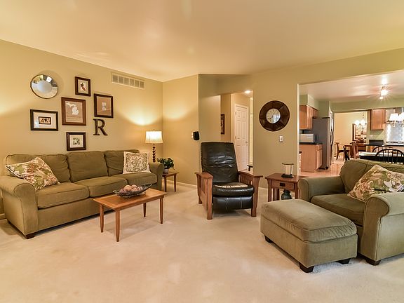 3rd image of 5440 Mill Race Way