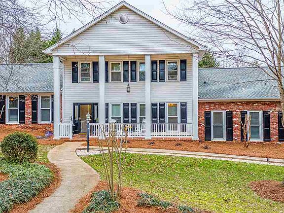2nd image of 1194 Shadowood Dr