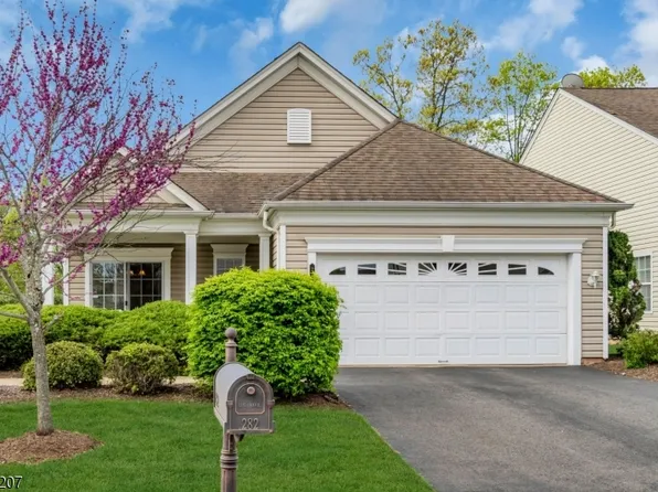 282 Longwood Ln, Franklin Twp., NJ 08873