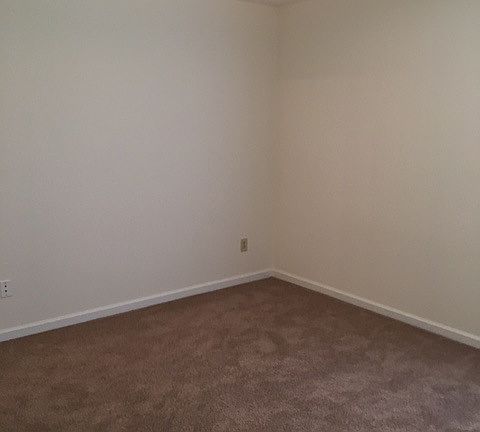 4th image of 176 Bahia Ln