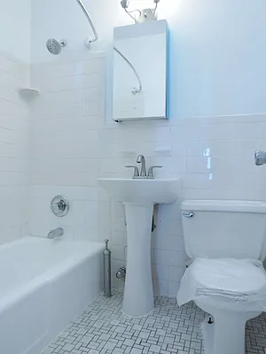 Rented by City & Suburban | media 7