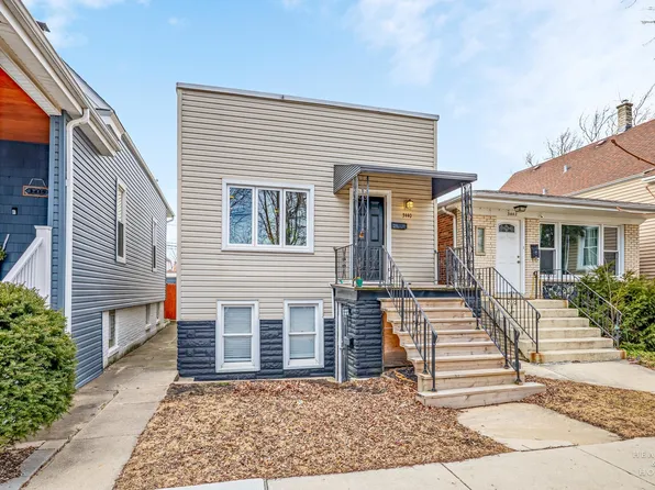 3440 N Kilbourn Ave, Chicago, IL 60641