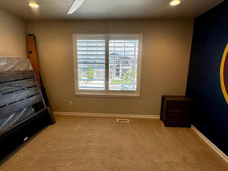 4553 Hanging Lake Cir — Photo 37
