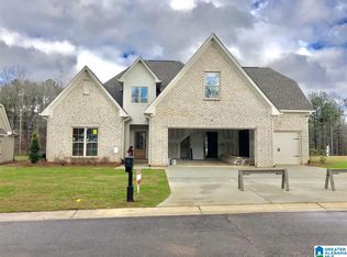 220 Ambergate Cir, Pelham, AL 35124