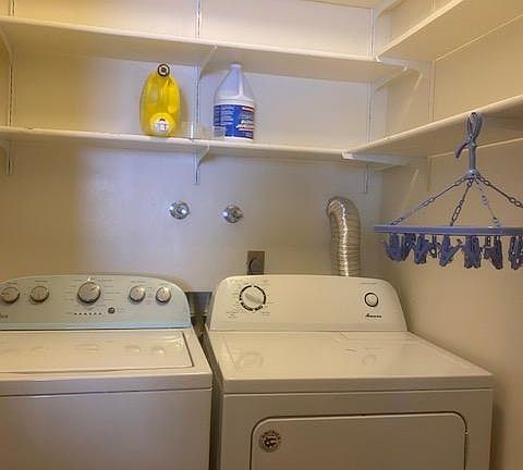5th image of 10785 Pomelo Dr #B