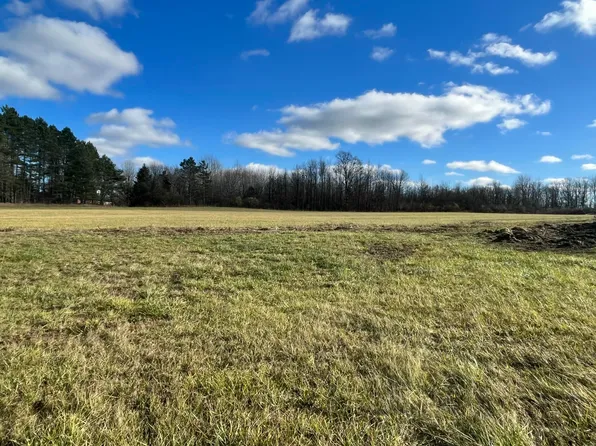 1612-2 Angling Rd, Grandville, MI 49418