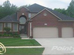 16169 Moore Park Rd, Macomb, MI 48044