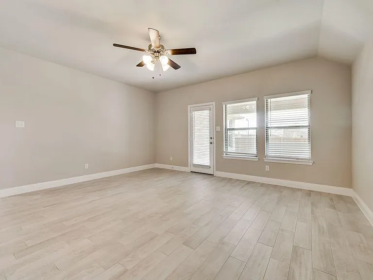 2317 Mount Olive Ln — Photo 13