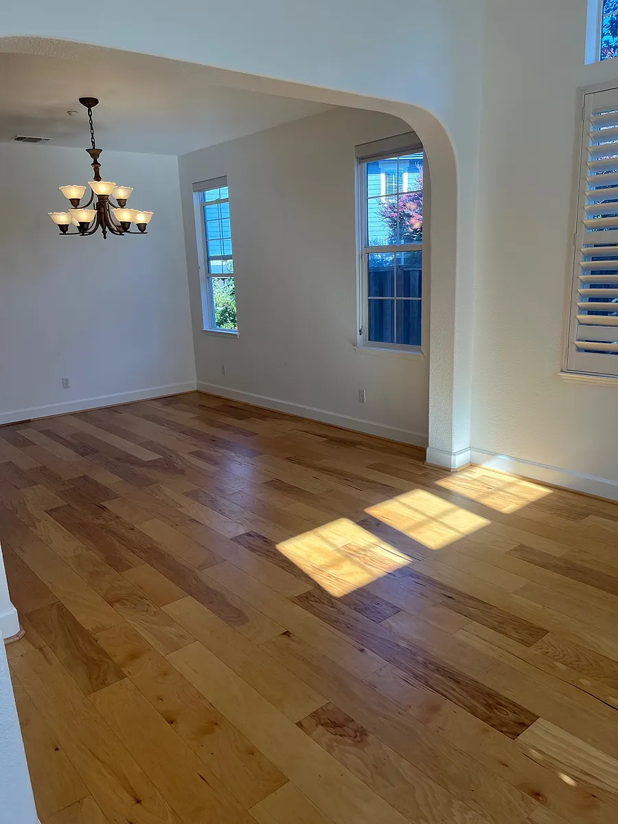 Building Photo - 80 Pinheiro Cir