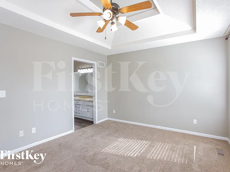 6530 NW Hidden Valley Rd — Photo 10