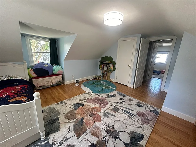 15 University Rd — Photo 28