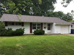 8772 Lynnhaven Rd, Parma Heights, OH 44130