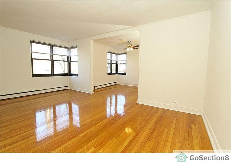 1st image of 6200 N Hoyne Ave #2B
