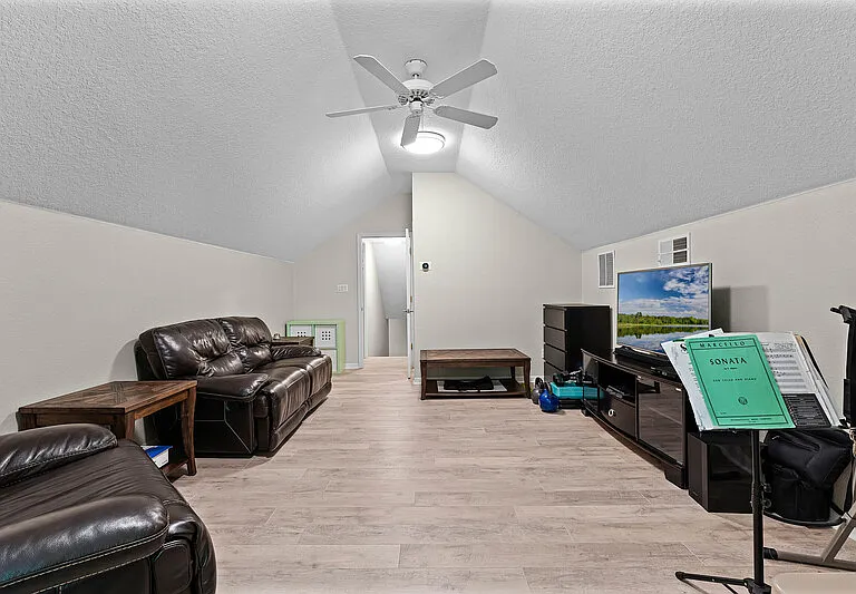 3356 Bellington Dr — Photo 30