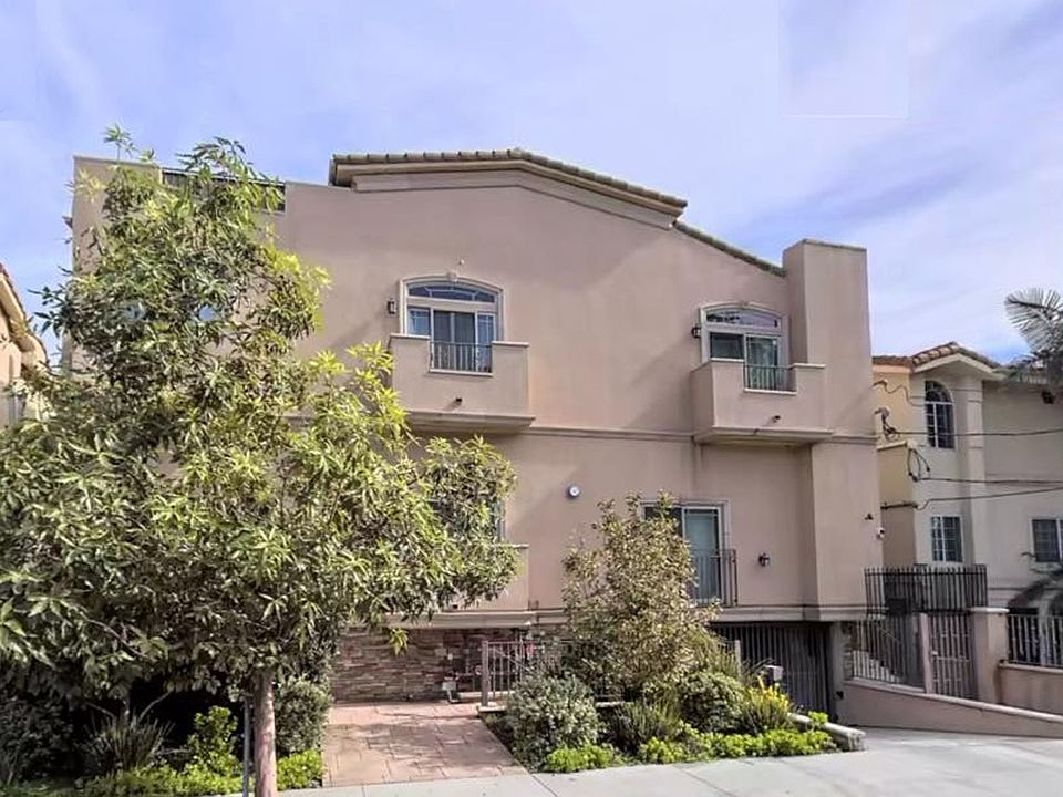 1st image of 5234 Vantage Ave Unit 103