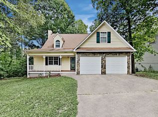 205 Bear Run Ct, Chattahoochee Hills, GA 30268