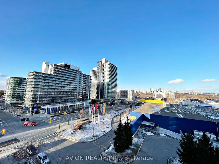 121 McMahon Dr #705 — Photo 14