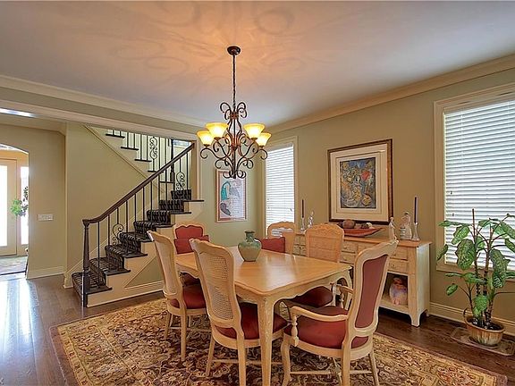 5th image of 2526 Fairwood Ct