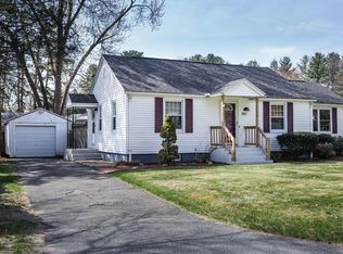 189 W Weymouth St, Springfield, MA 01108