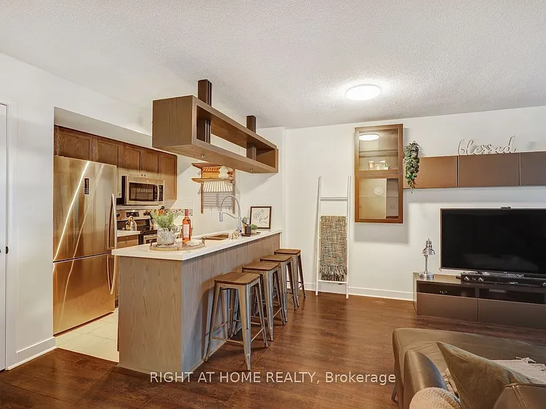 81 Navy Wharf Ct #2316 — Photo 12