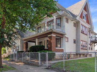 1230 W Scott St #1232, Milwaukee, WI 53204