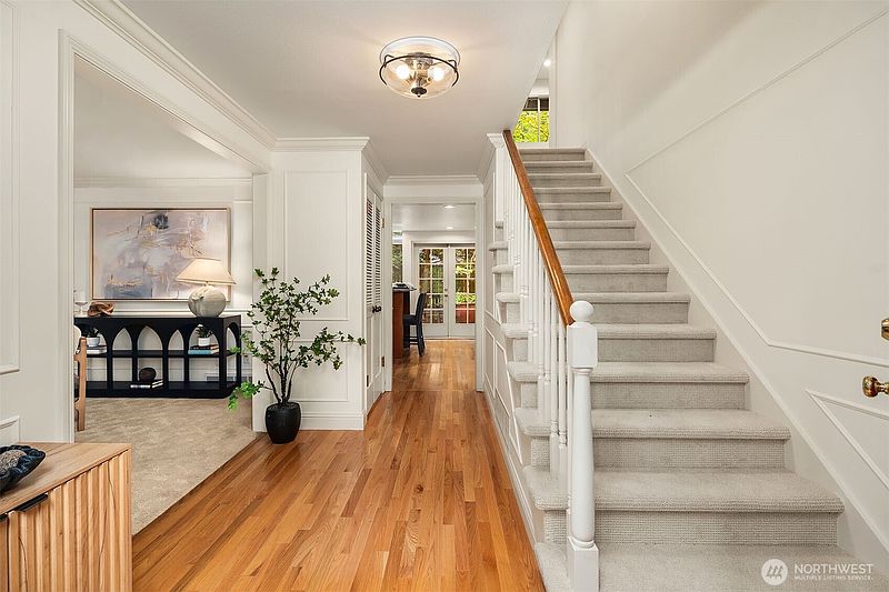 2nd image of 3315 129th Avenue NE