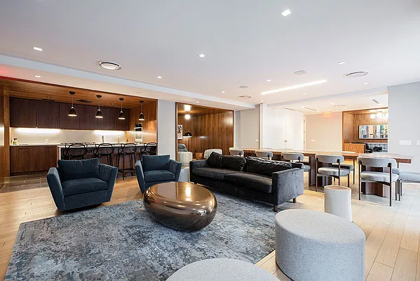 Sold by Nest Seekers International | media 10