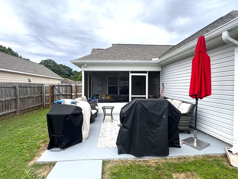 519 Clover Trl — Photo 30